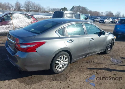 2018 Nissan Altima 2.5 S z USA, uszkodzony, nr VIN 1N4AL3AP0JC165920